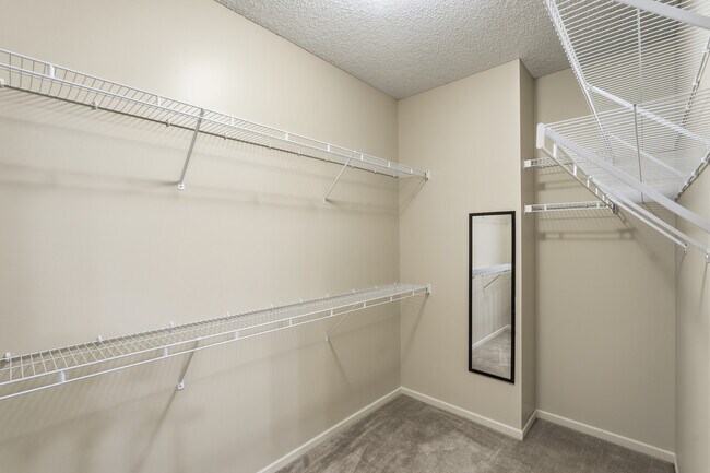 Building Photo - 6368 Manchester Ave NE