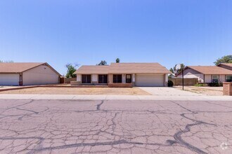 Building Photo - Comfortable 3-Bed, 2-Bath Home in Glendale!