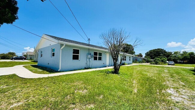 Building Photo - 1207 Avenue K A Ave