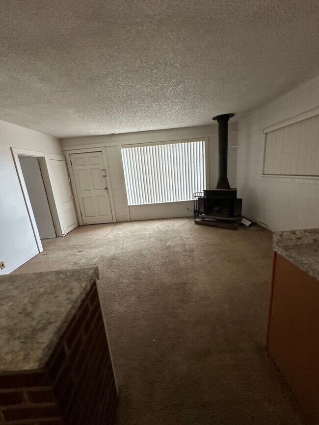 Building Photo - 13048 N Highland Cir