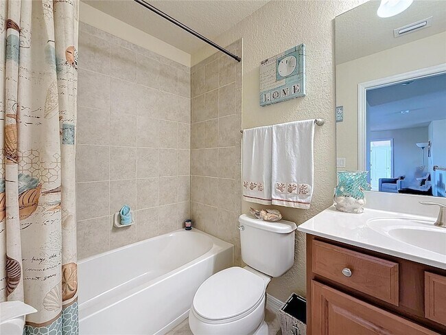 Building Photo - 6467 Willowshire Way