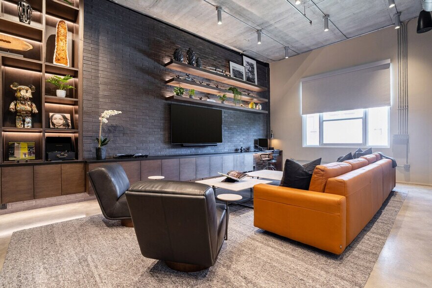 Building Photo - 254 NW 23rd St