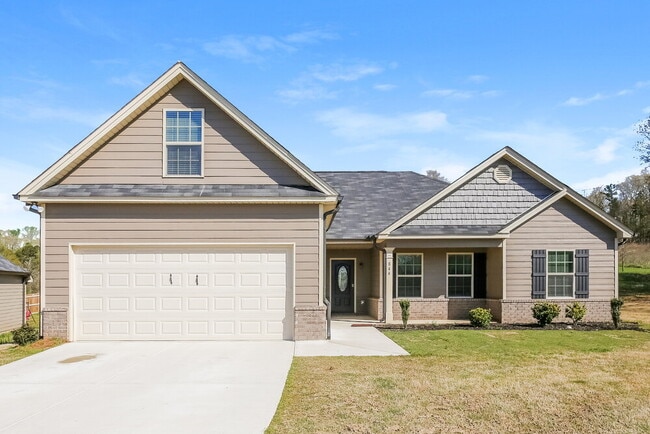 Building Photo - 844 Pinnacle Dr.