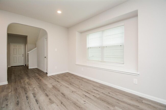 Building Photo - 2745 Williams Grv Ct