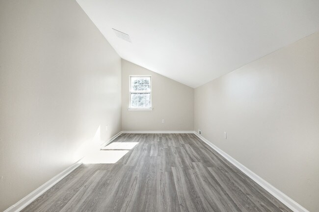 Building Photo - 1396 Tristram Cir