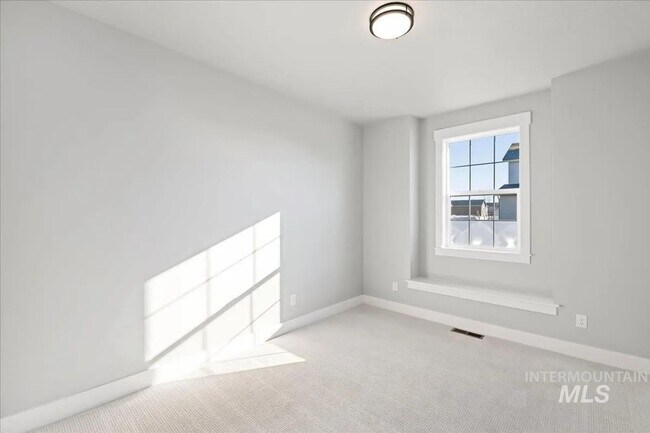Building Photo - 404 Hidden Mill Ct.