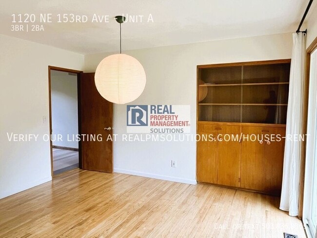 Building Photo - 1120 NE 153rd Ave