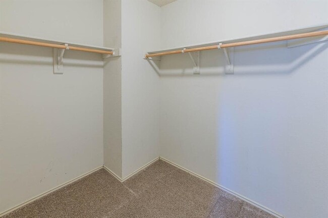 Building Photo - 10413 Hess Dr