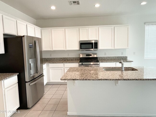 Building Photo - 15683 W Morning Glory St