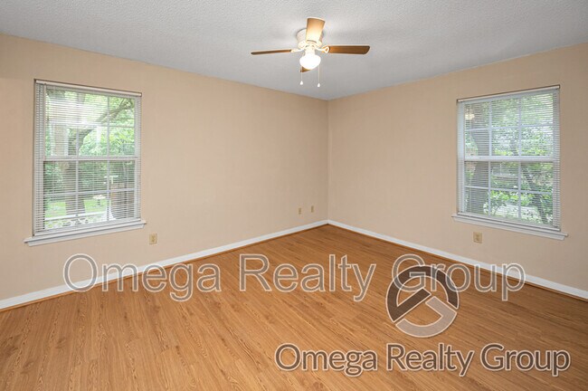 Building Photo - 4267 Springview Dr