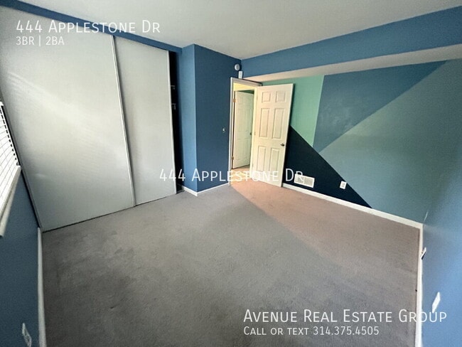 Building Photo - 444 Applestone Dr