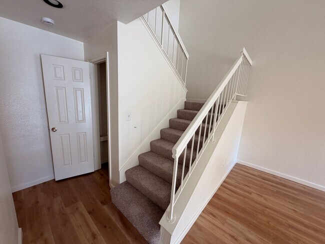 Building Photo - 7379 Stonedale Dr