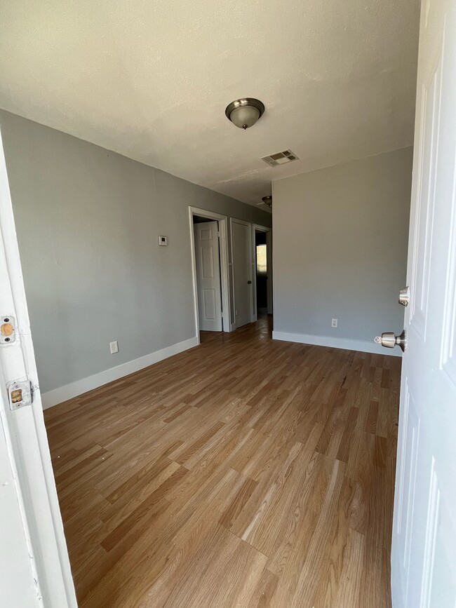 Building Photo - 3117 Rosalie St