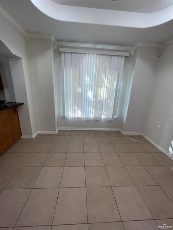 Building Photo - 618 S Dfw Dr