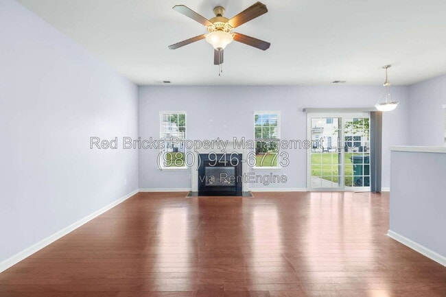 Building Photo - 14054 Singleleaf Lane
