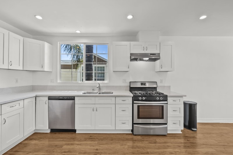 Building Photo - 6712 Cedros Ave