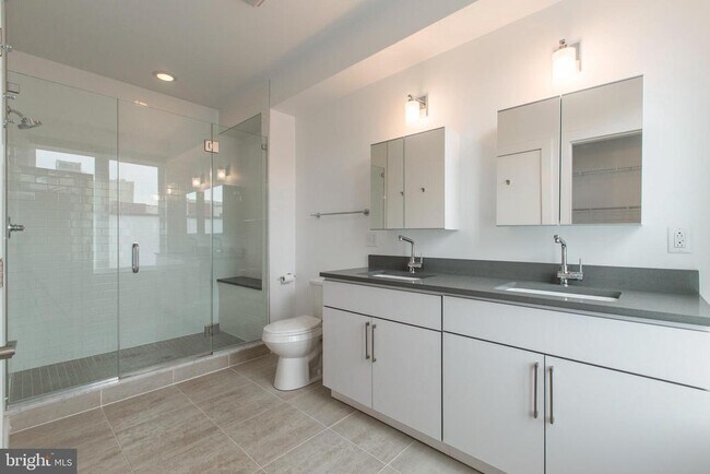 Building Photo - 3039 Baltz St