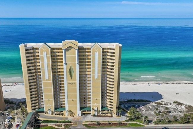 Building Photo - 17545 Front Beach Rd