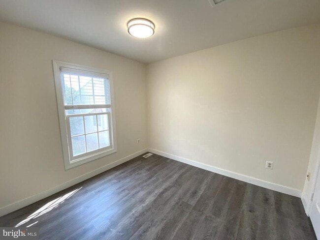 Building Photo - 6347 Battlement Way