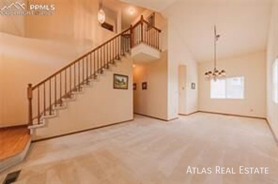 Building Photo - 8407 Wilmington Dr