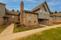 Building Photo - 43 Foxcroft Rd