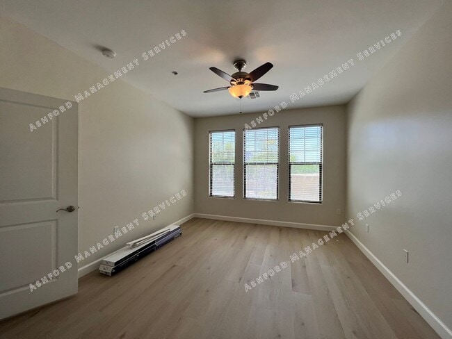 Building Photo - ***MOVE IN SPECIAL***Scottsdale Luxury 2 Bed Condo with Mountain Views - Gated Artesia - Utilitie...