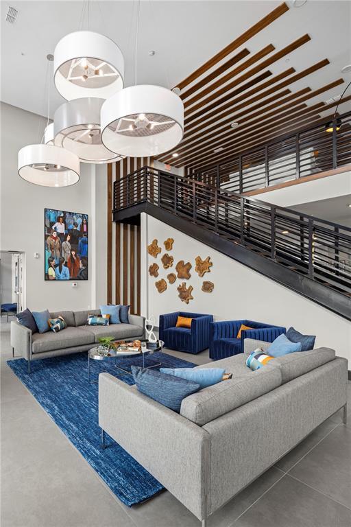 Building Photo - 5256 International Dr