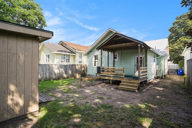 Building Photo - 292 Congress St