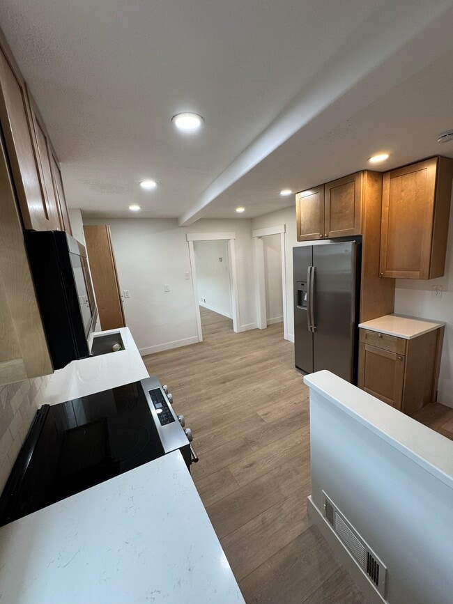 Building Photo - 1216 S 1100 E