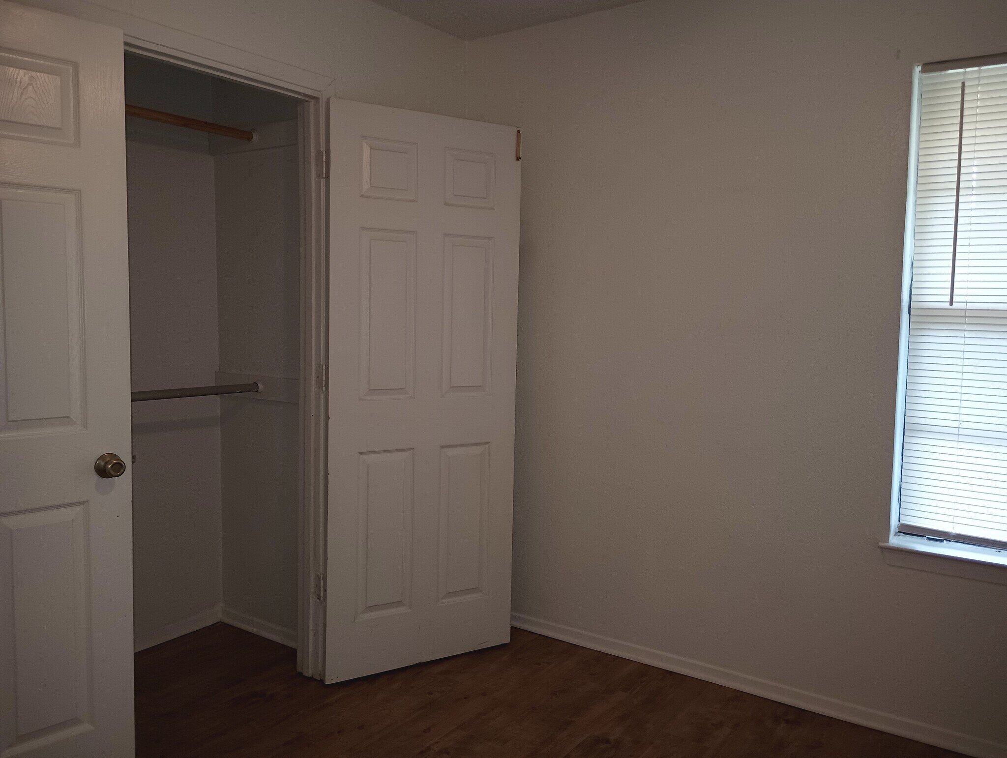 Building Photo - 1405 Chapelwood Dr