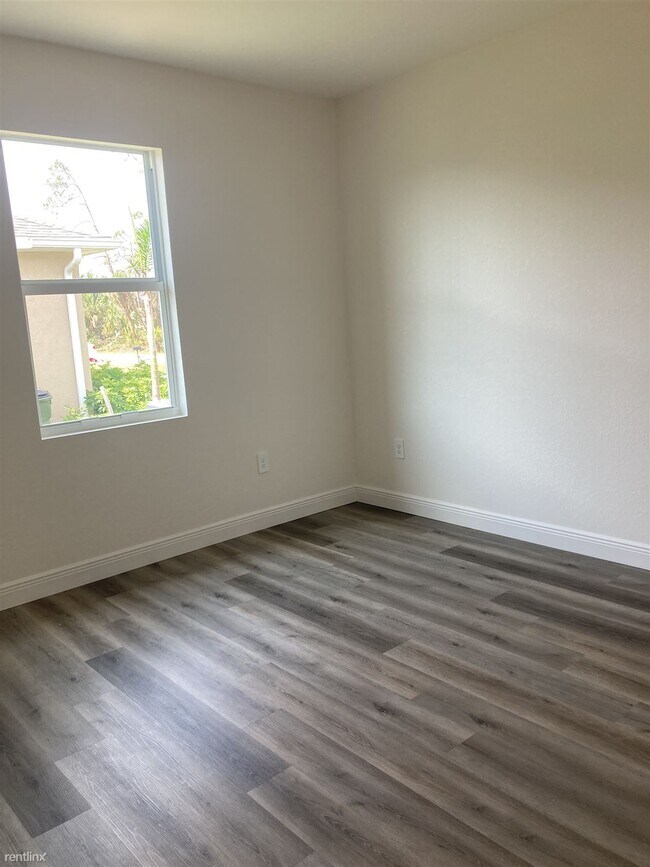 Building Photo - 3 br, 2 bath House - 2224 Mincey Terrace