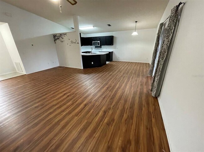 Building Photo - 12821 Lower River Blvd