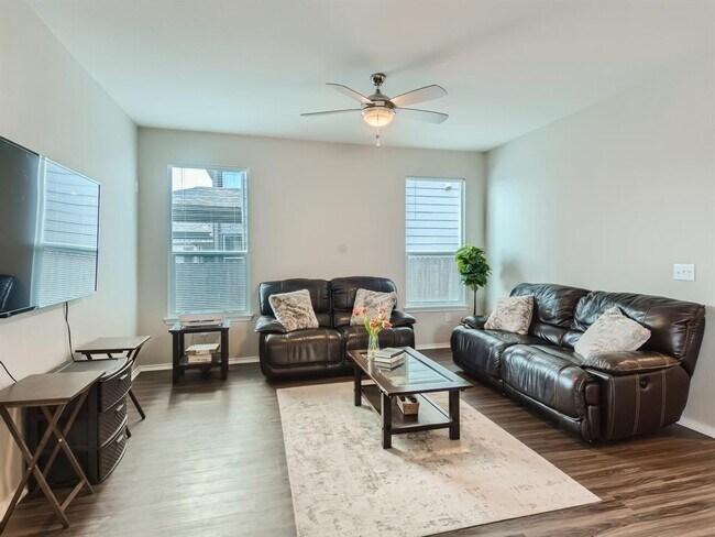 Building Photo - 6401 Conestoga Wagon Way