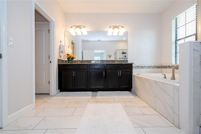 Building Photo - 1327 Shinnecock Hills Dr