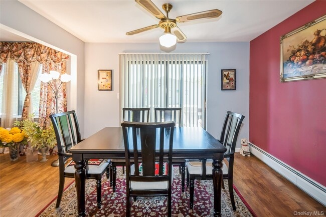 Building Photo - 138 Country Club Ln