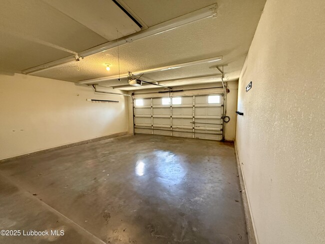 Building Photo - 5614 94th St
