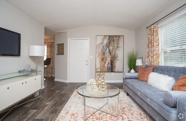 1BR, 1BA - 704 SF - City Park Apartments