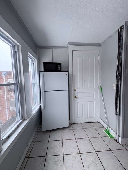 Building Photo - 299 Norton St