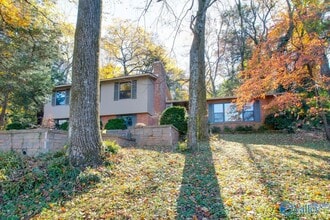 Building Photo - 1710 Montdale Rd SE
