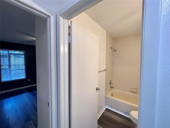 Building Photo - 4025 Angel Oak Ct