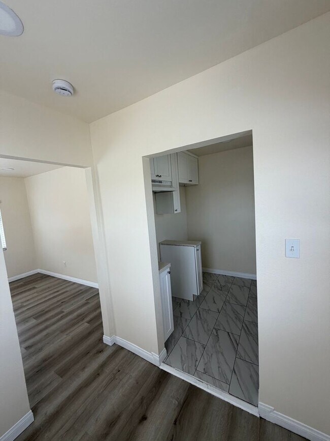 Building Photo - Bradshawe