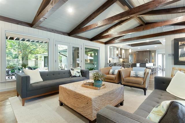 Building Photo - 11207 Pinocchio Dr