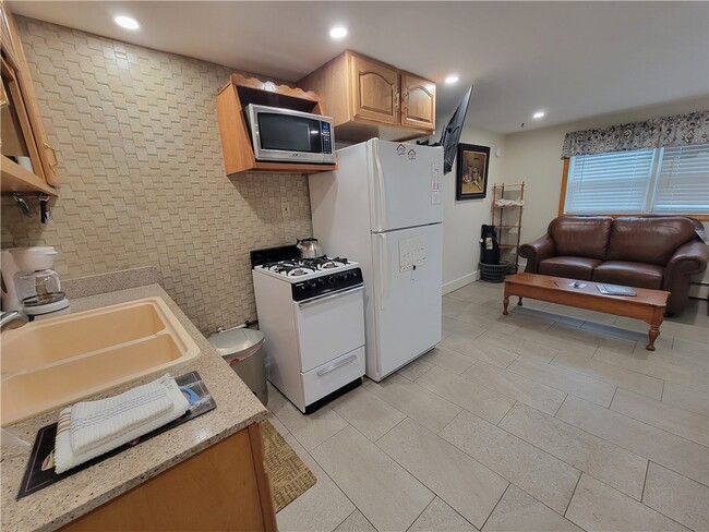 Building Photo - 6030 NY-23