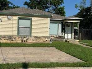 Building Photo - 205 Merritt St