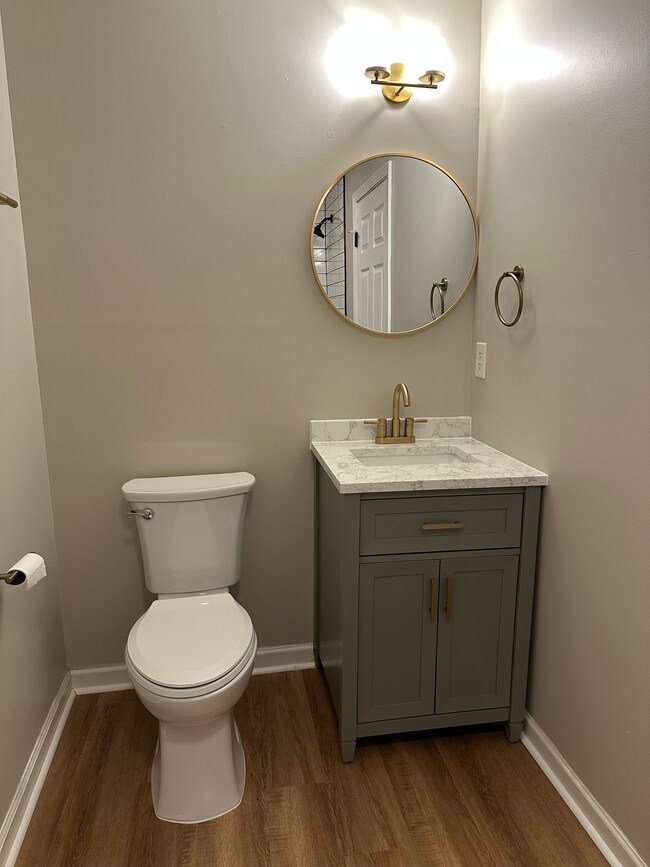 Building Photo - 804 Matheson Ave