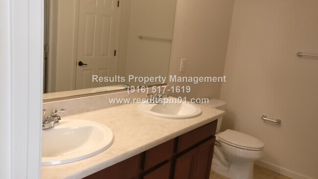 Building Photo - Lovely and Spacious 4 Bedroom Rocklin Home