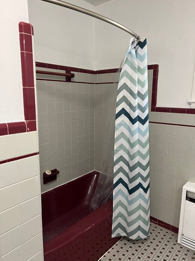 Building Photo - 1370 S Braden Crescent