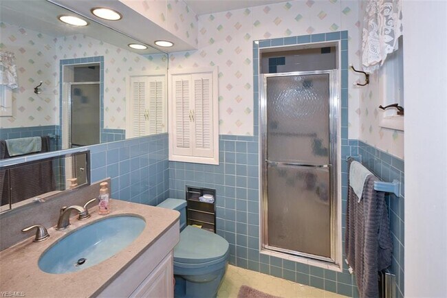 Building Photo - 24735 Twickenham Dr