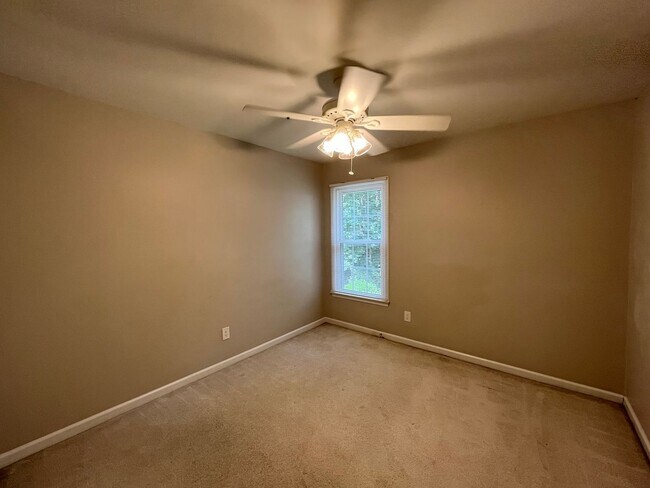 Building Photo - 7406 Ashbury Ct