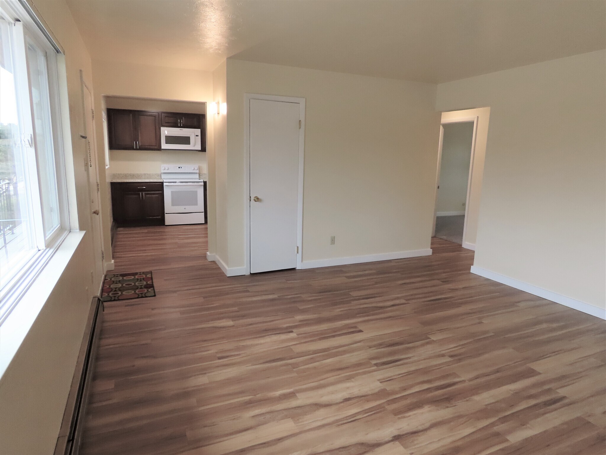 Building Photo - 1129 Darby St